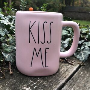 RAE DUNN “Kiss Me” Coffee Mug